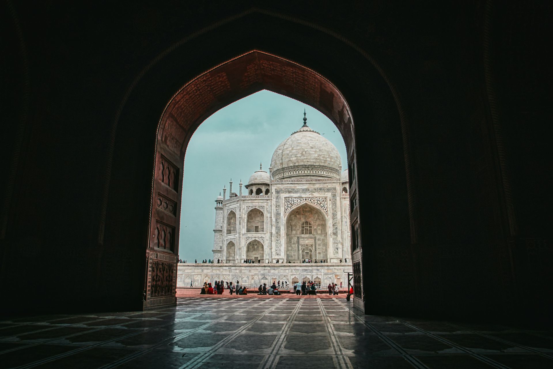 Private Taj Mahal Sunrise Tour from Delhi by Car with stunning sunrise views